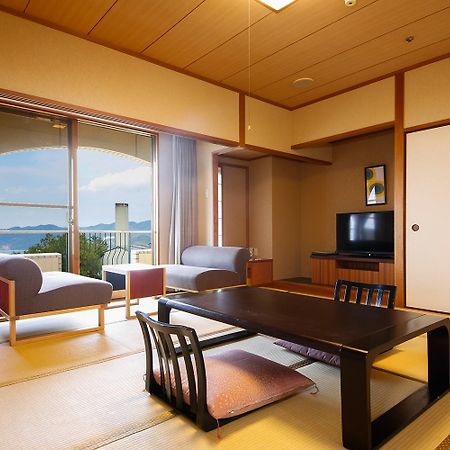 Hotel Plaza Awajishima Minamiawaji Esterno foto