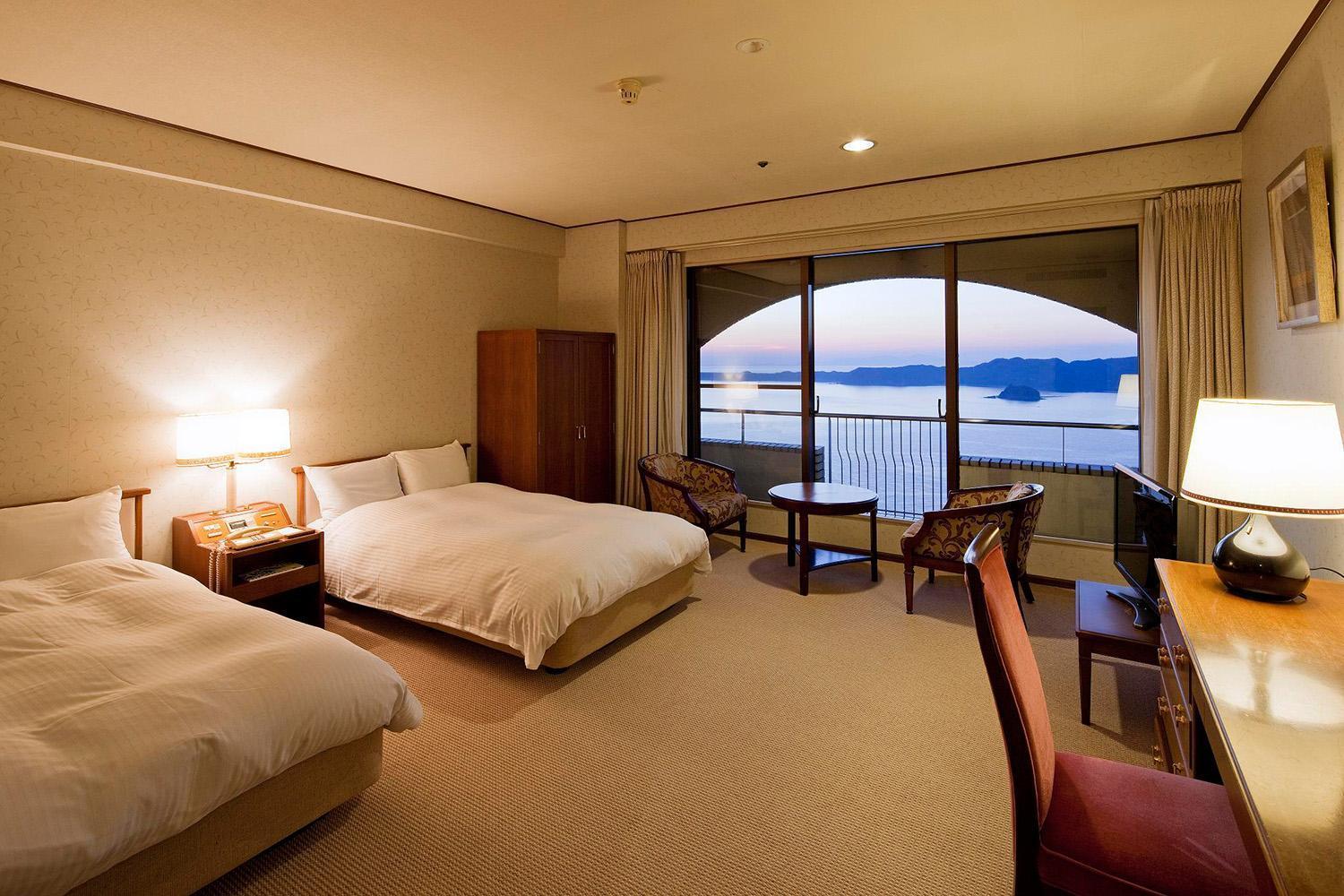 Hotel Plaza Awajishima Minamiawaji Esterno foto